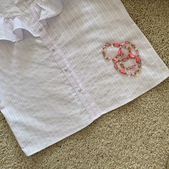 ZARA Top w/Ruffles - Picture 6 of 11